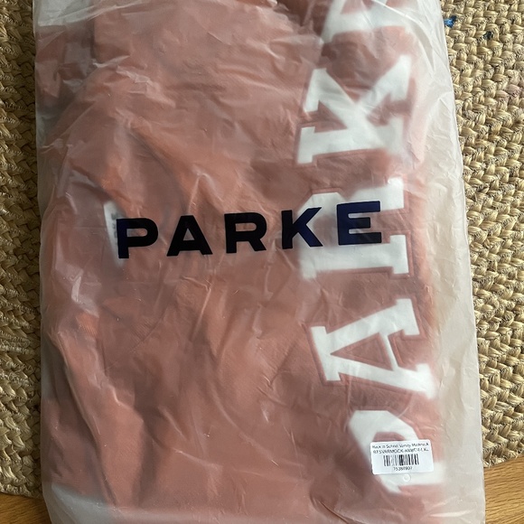 Parke Back to School Varsity Mockneck Amber | Size L/XL - Picture 3 of 4